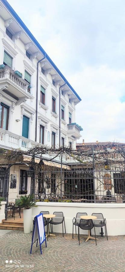 Residenza Porta Brescia Villa Пескиера дел Гарда Екстериор снимка